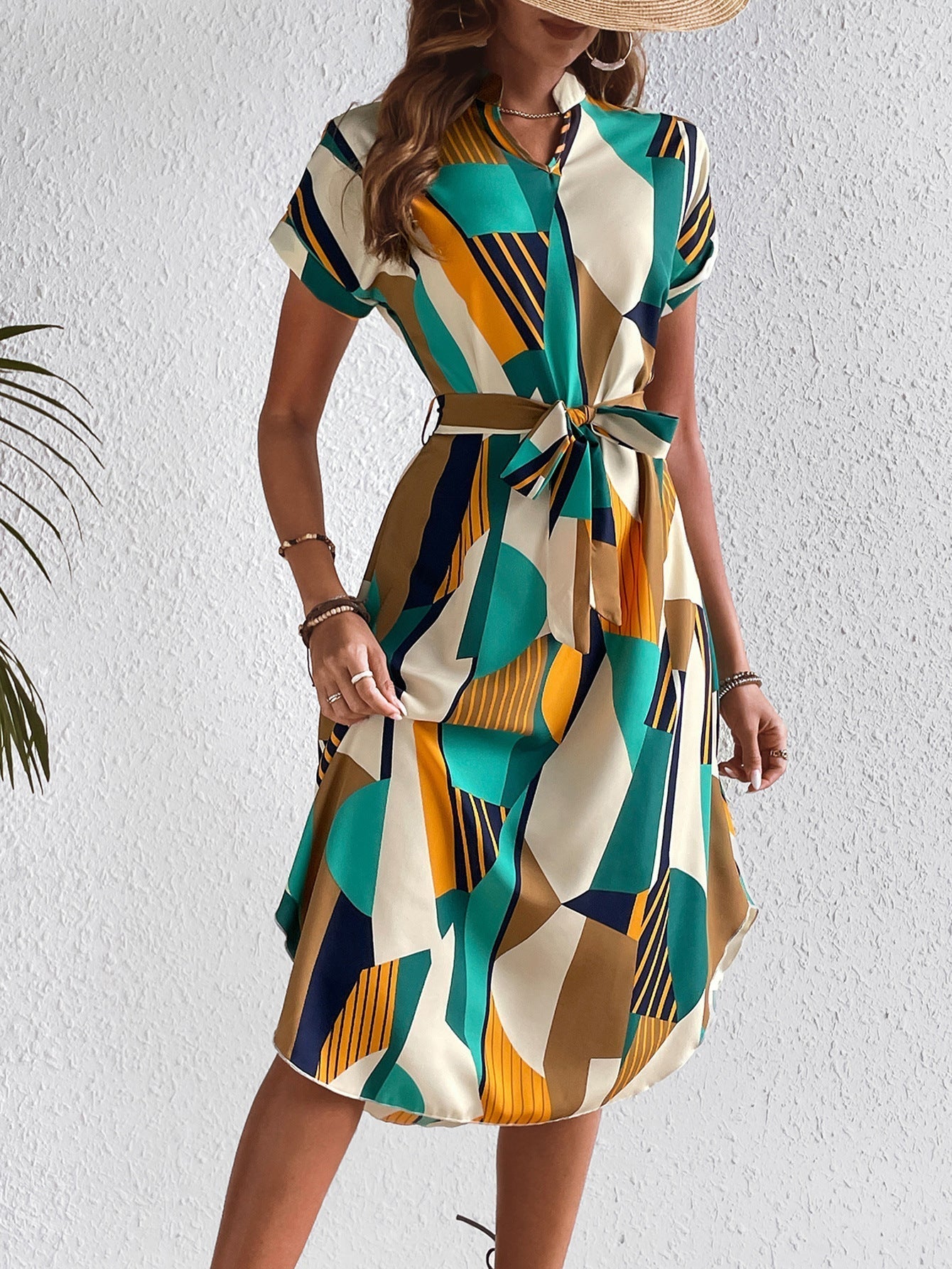 Laura™ Kleid mit abstrakter Kunst