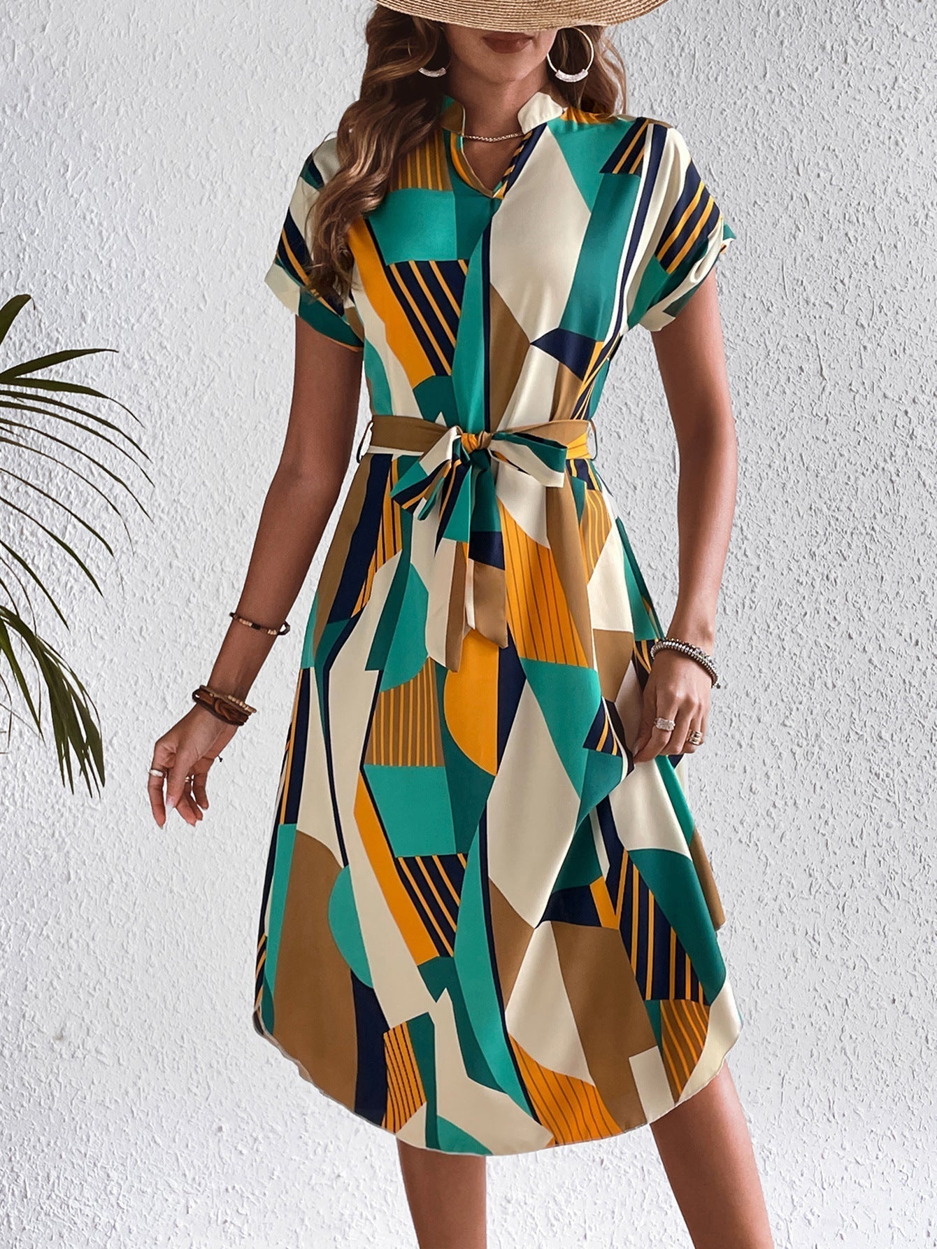 Laura™ Kleid mit abstrakter Kunst