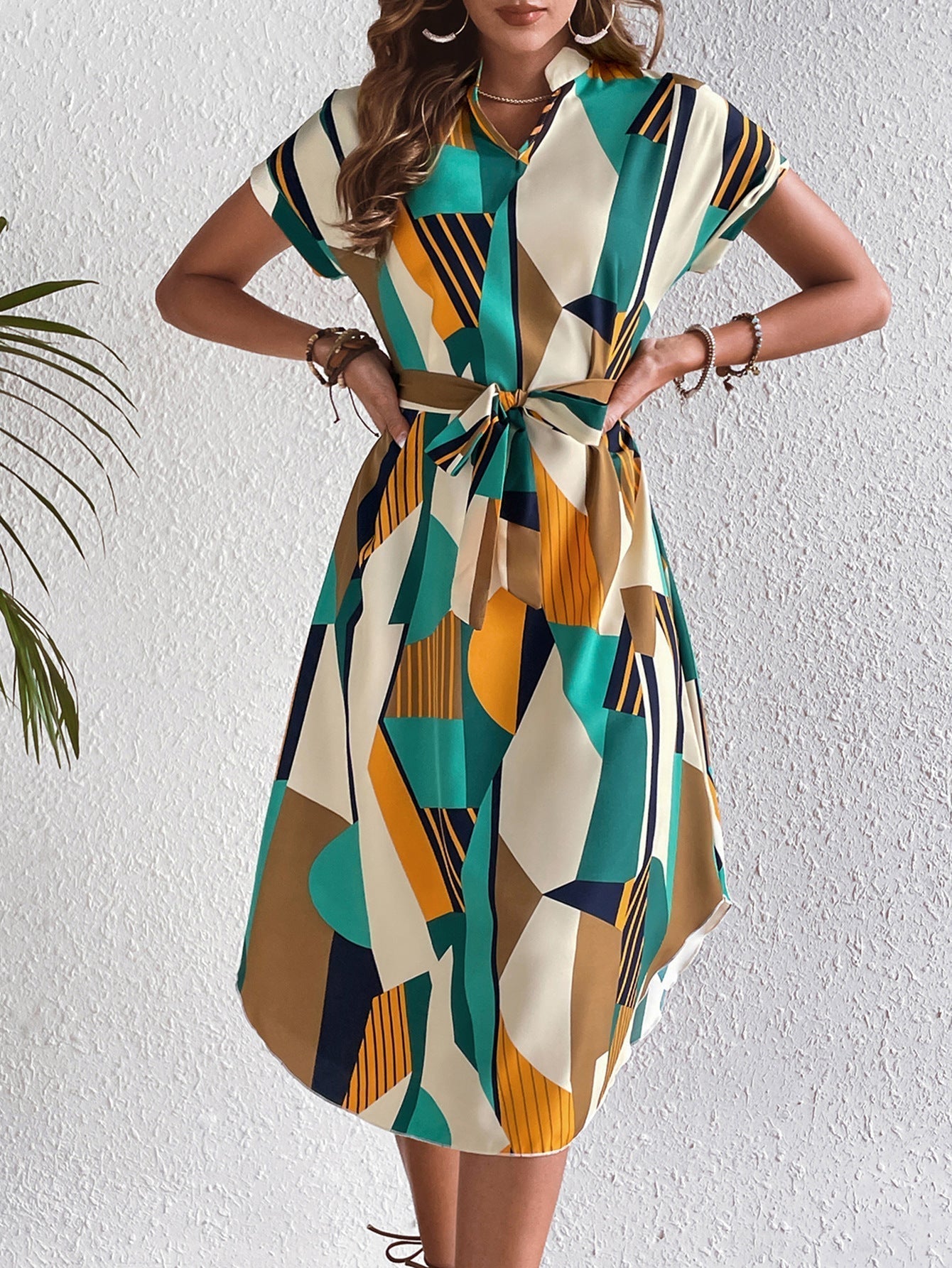 Laura™ Kleid mit abstrakter Kunst