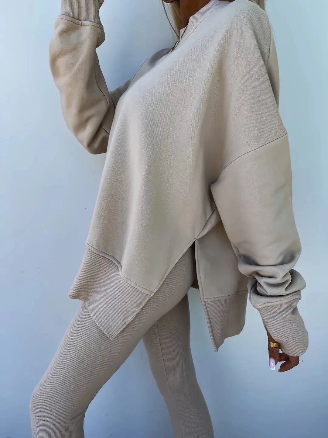Nadia | TWO-PIECE WOMEN'S SET WITH LONG SLEEVES