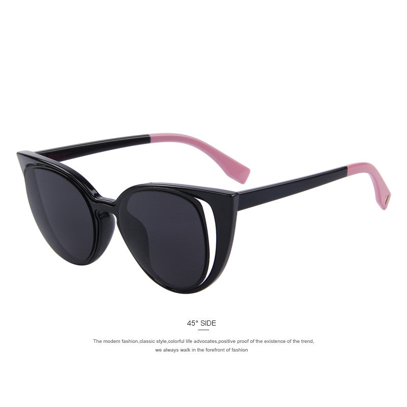Retro-Sonnenbrille mit Piercing