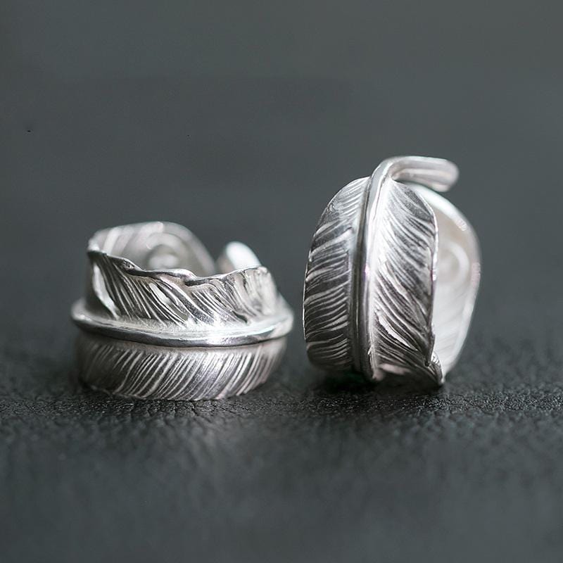 HANDGEMACHTER SILBERRING MIT FEDER
