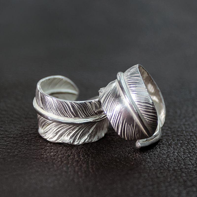 HANDGEMACHTER SILBERRING MIT FEDER