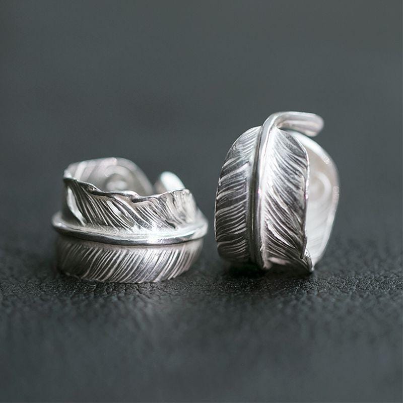 HANDGEMACHTER SILBERRING MIT FEDER
