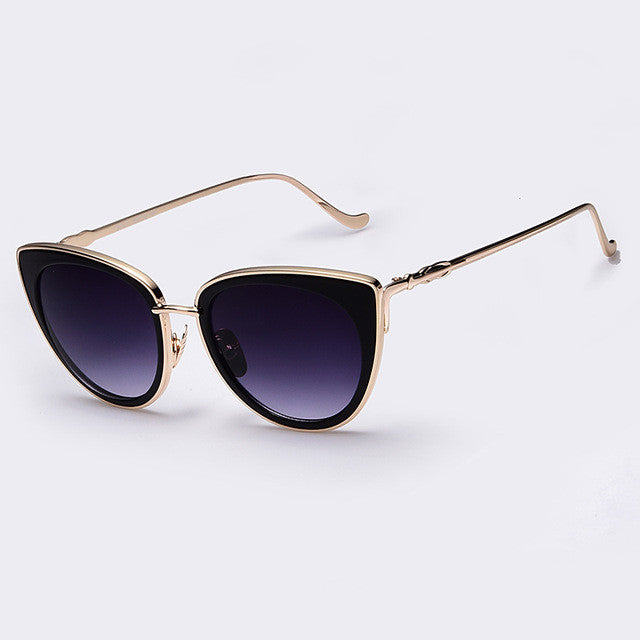 Sonnenbrille mit Metallrahmen