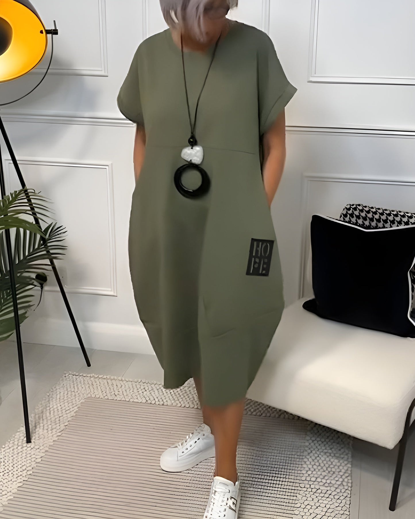 Aria™ - Stilvolles kurzärmliges Kleid 