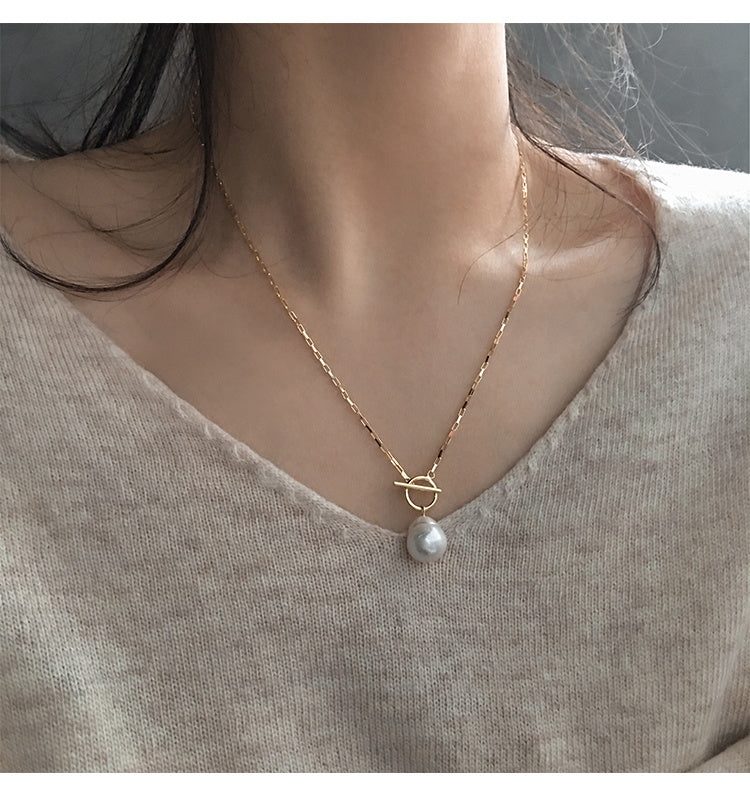 Collar de perlas barrocas