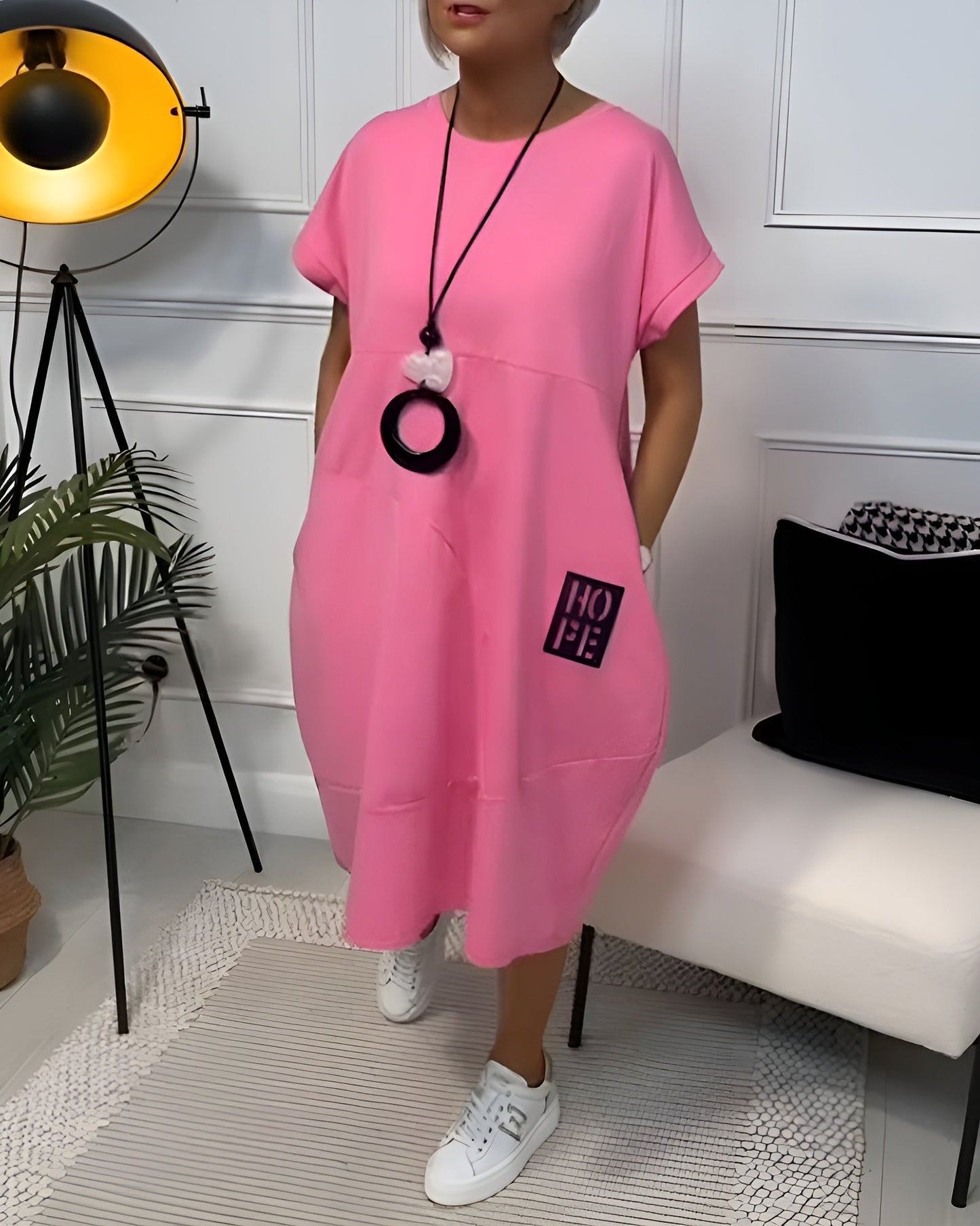Aria™ - Stilvolles kurzärmliges Kleid 