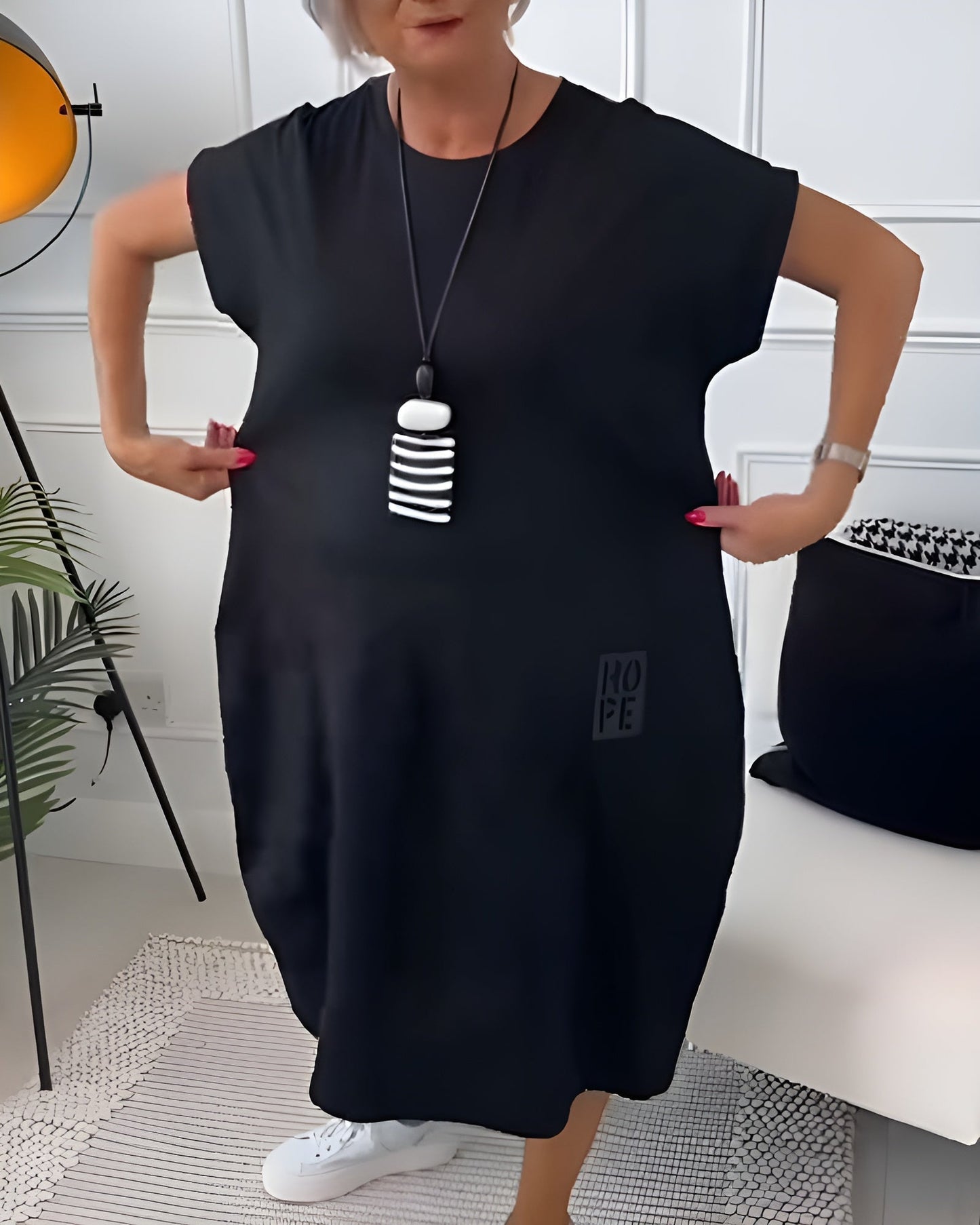 Aria™ - Stilvolles kurzärmliges Kleid 