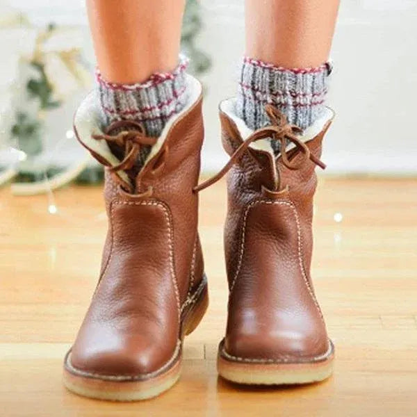 Charlot™ | Botas de piel con forro de lana