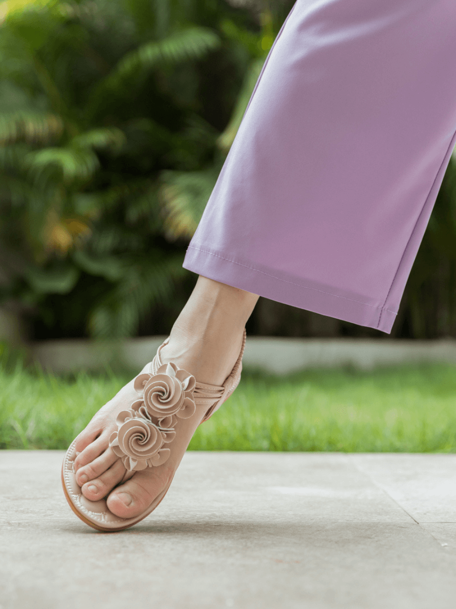 SIKETU | Apricot Rosette Sandals