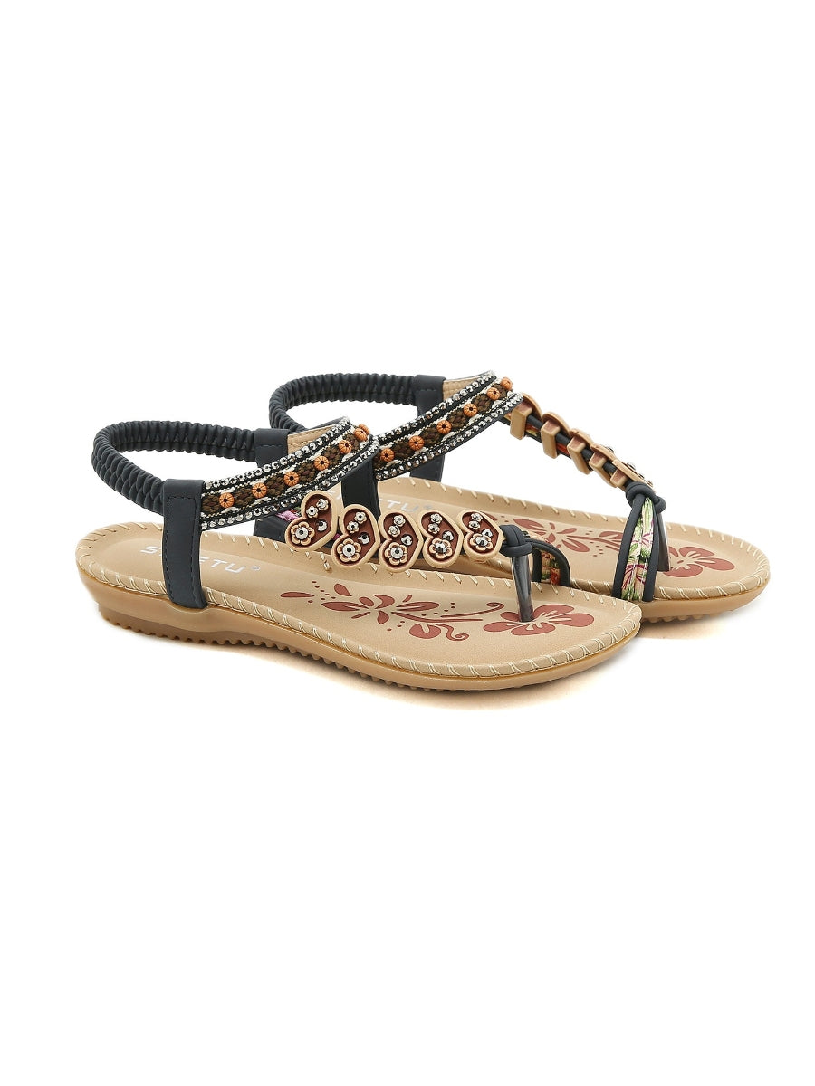 Sandalias planas estilo bohemio con adornos de corazones negros - SIKETU 
