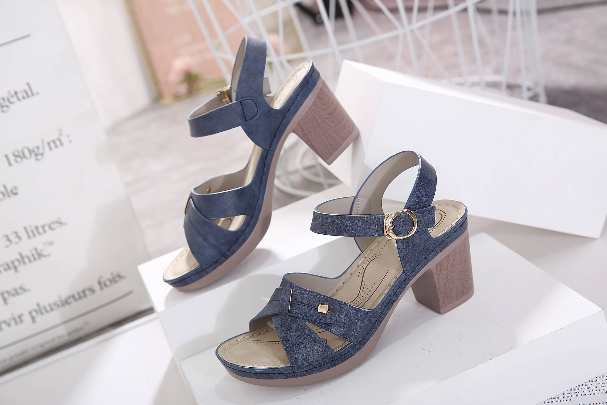 Single Metal Stud Cross Upper Heel Sandals - SIKETU