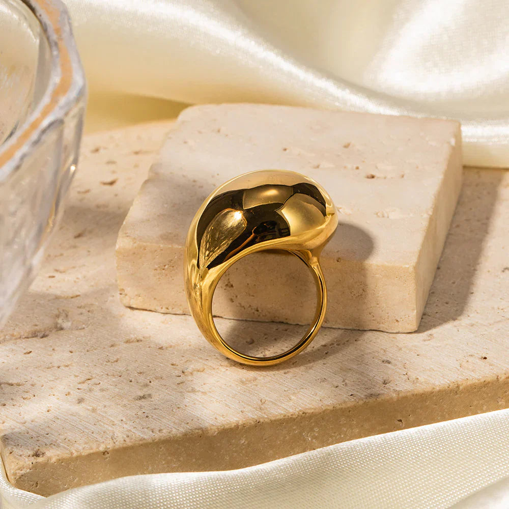 Leona-Ring