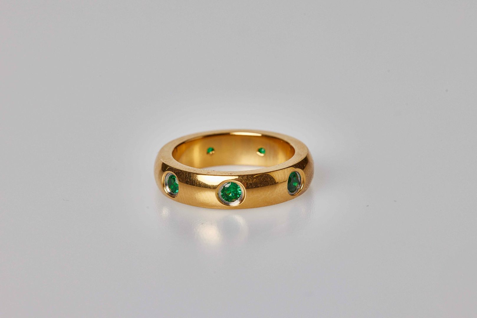 Anillo Artemisa Esmeralda