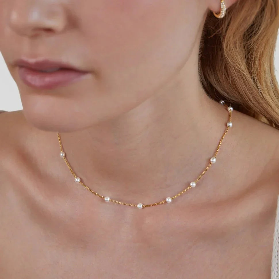 Naomi Pearl Necklace