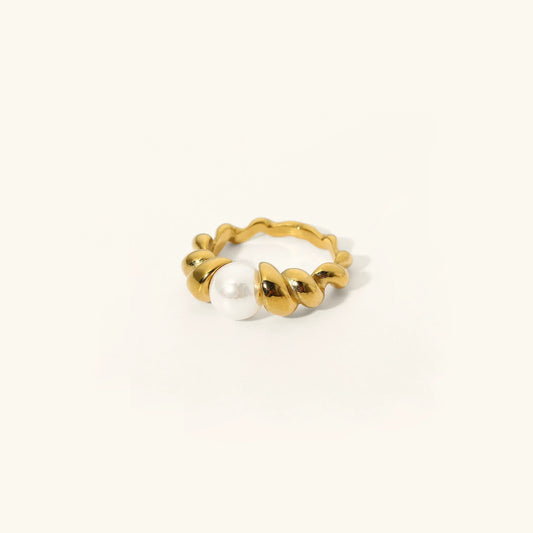 Oceana Pearl Ring
