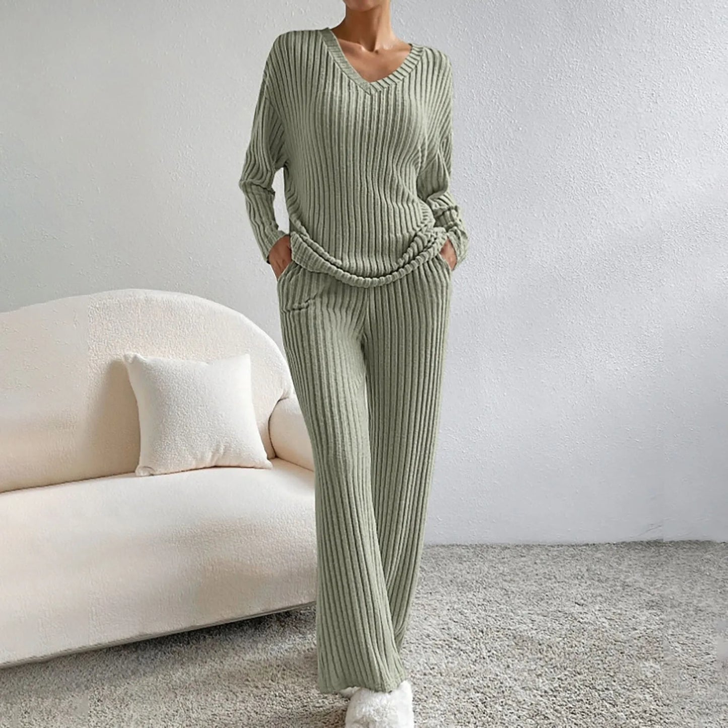 KATHY | 2-piece embroidered set