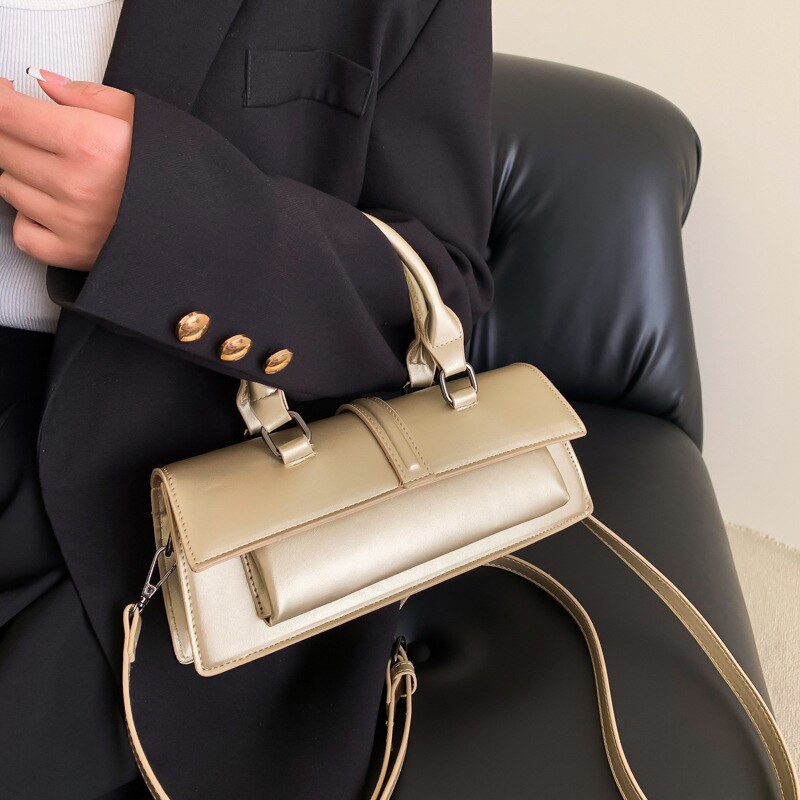 Minimalistische Tasche mit Tragegriff