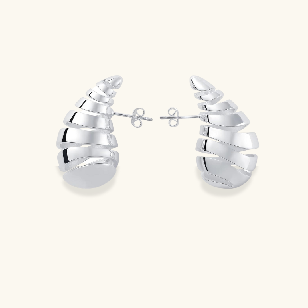 Pendientes de lágrima con forma de espiral