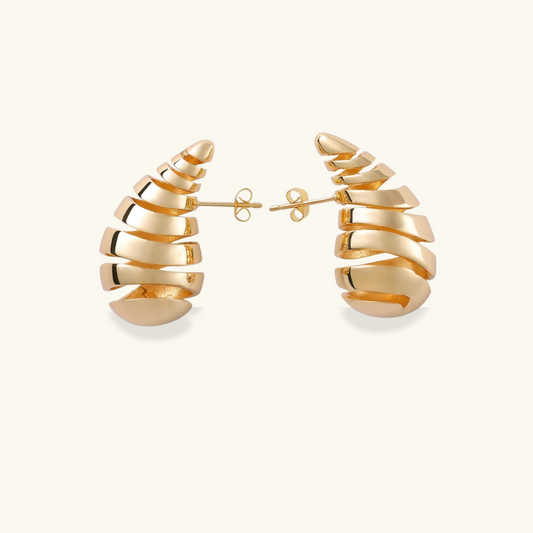 Pendientes de lágrima con forma de espiral