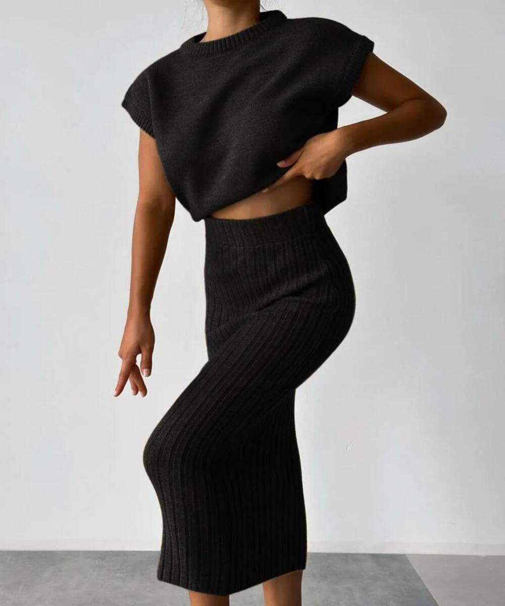 ANATA - Sleeveless Vest & Skirt 2-Pieces Set