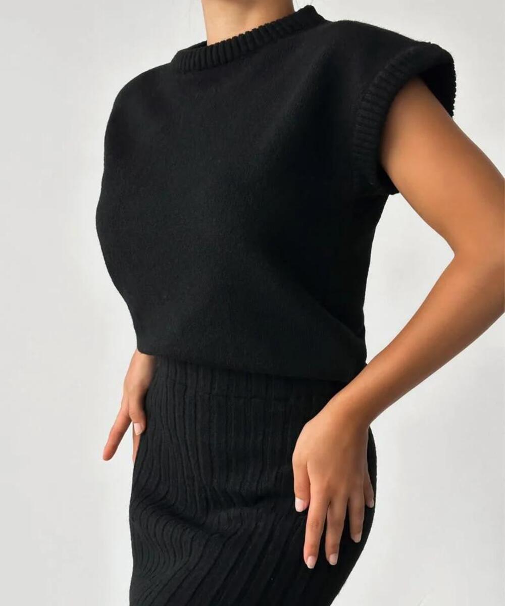 ANATA - Sleeveless Vest & Skirt 2-Pieces Set