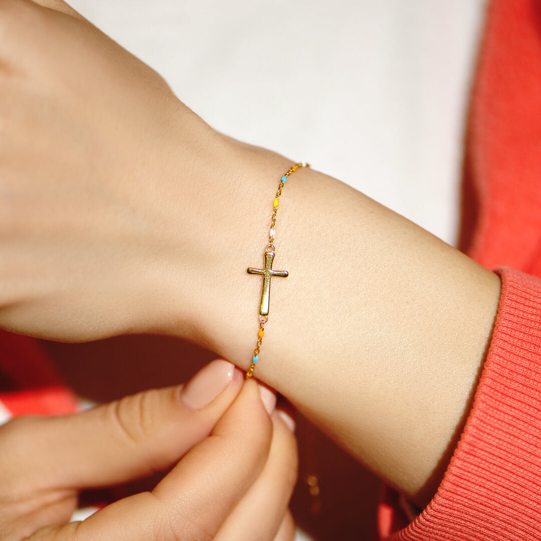 Pulsera con cruz "Pray Through It" 