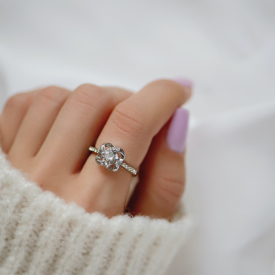 Anillo con nudo de amor para madre e hija 