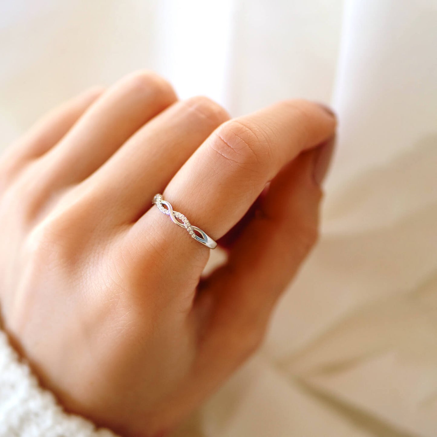 Highs and Lows Twist Ring