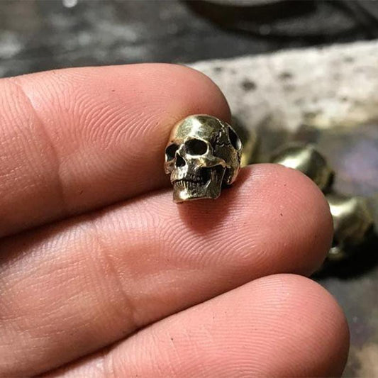 COLGANTE DE CALAVERA DE LATÓN VINTAGE