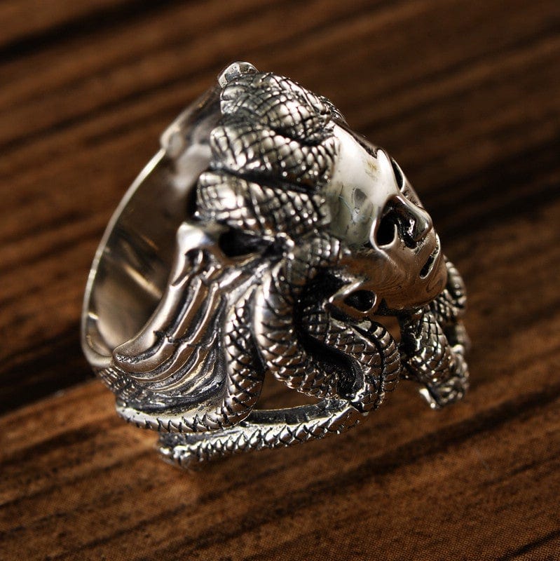 ANILLO GORGONA GRIEGA MEDUSA PLATA