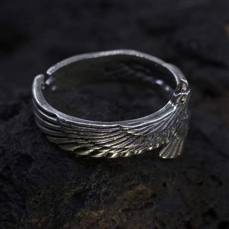 ANILLO DE PLATA CON AGUILA RETRO