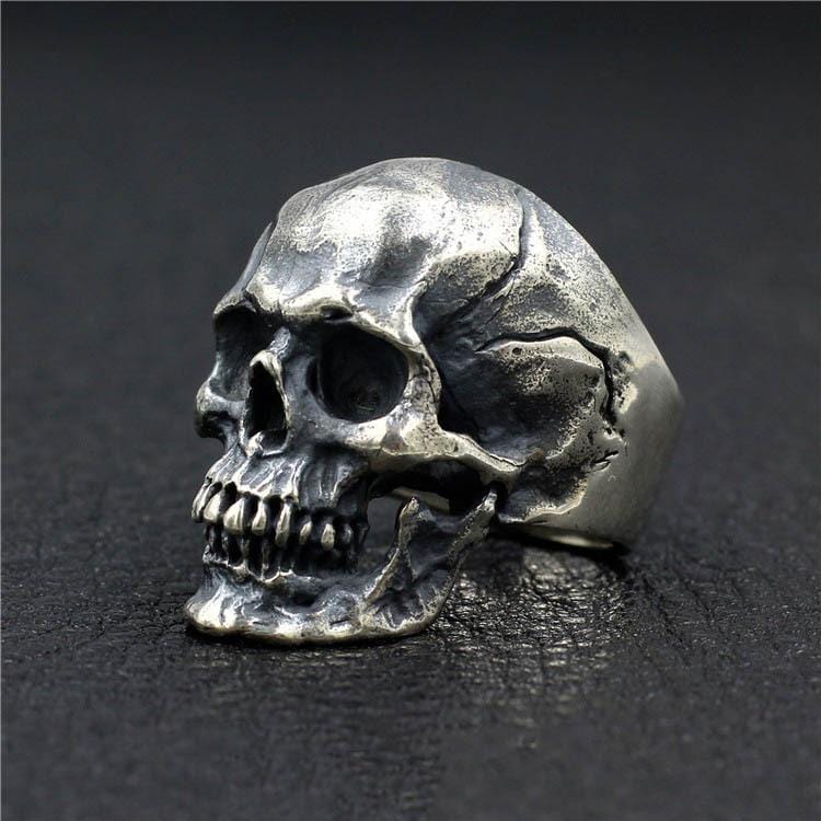 CLASSIC LOCOMOTIVE  SKULL RING