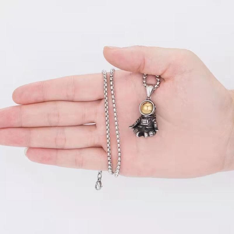 HIPHOP ASTRONAUT STAINLESS STEEL PENDANT