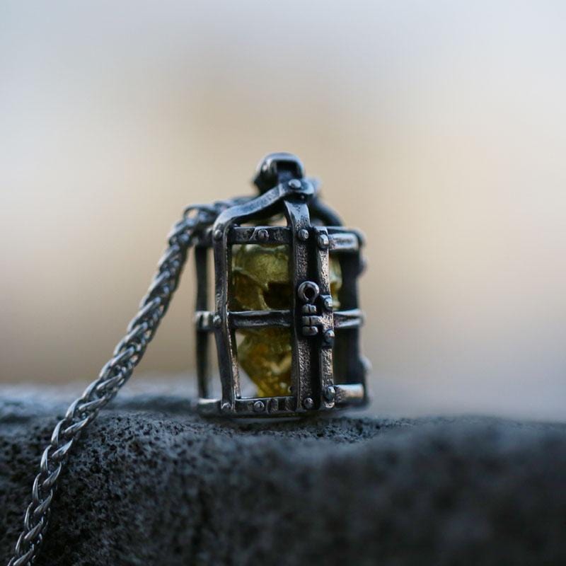 PUNK SKULL LANTERN STAINLESS STEEL PENDNAT