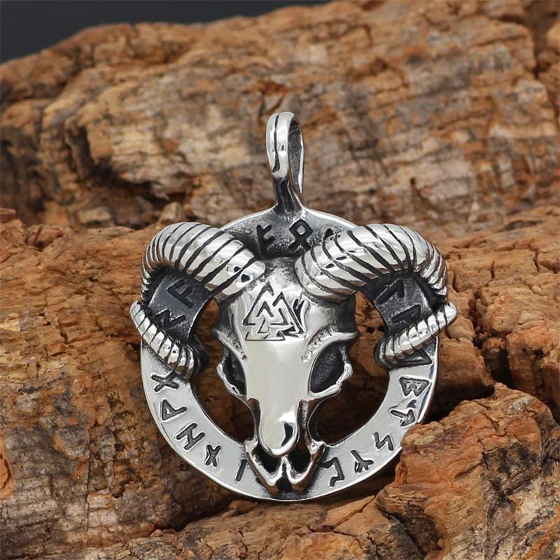 VIKING GOAT RUNE TRIANGLE SYMBOL PENDANT