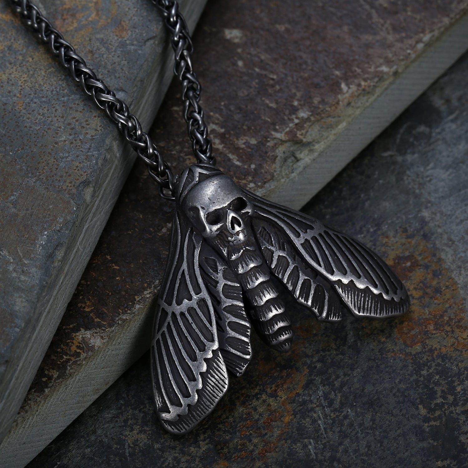 Vintage-Anhänger „Death Moth“ aus Edelstahl