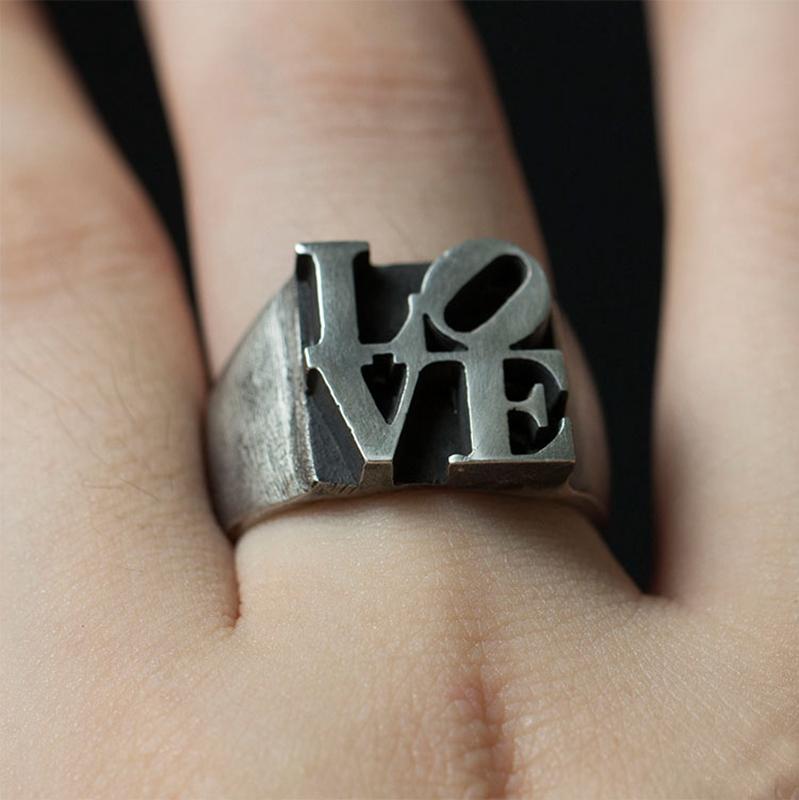 ANILLO DE ACERO INOXIDABLE RETRO LOVE