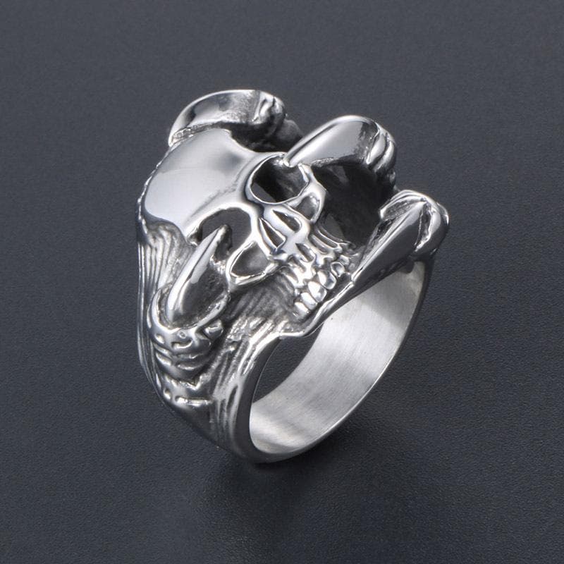 ANILLO DE ACERO INOXIDABLE CON GARRA DE CALAVERA PUNK