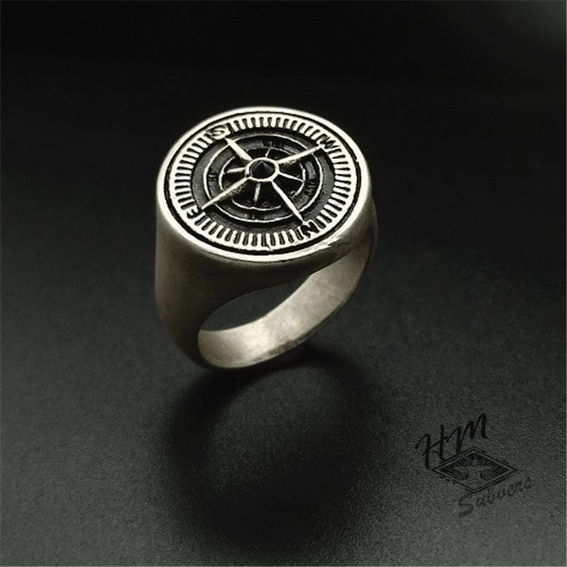 ANILLO DE ACERO INOXIDABLE CON BRÚJULA VINTAGE