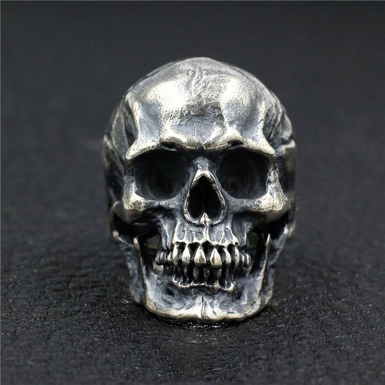 CLASSIC LOCOMOTIVE  SKULL RING