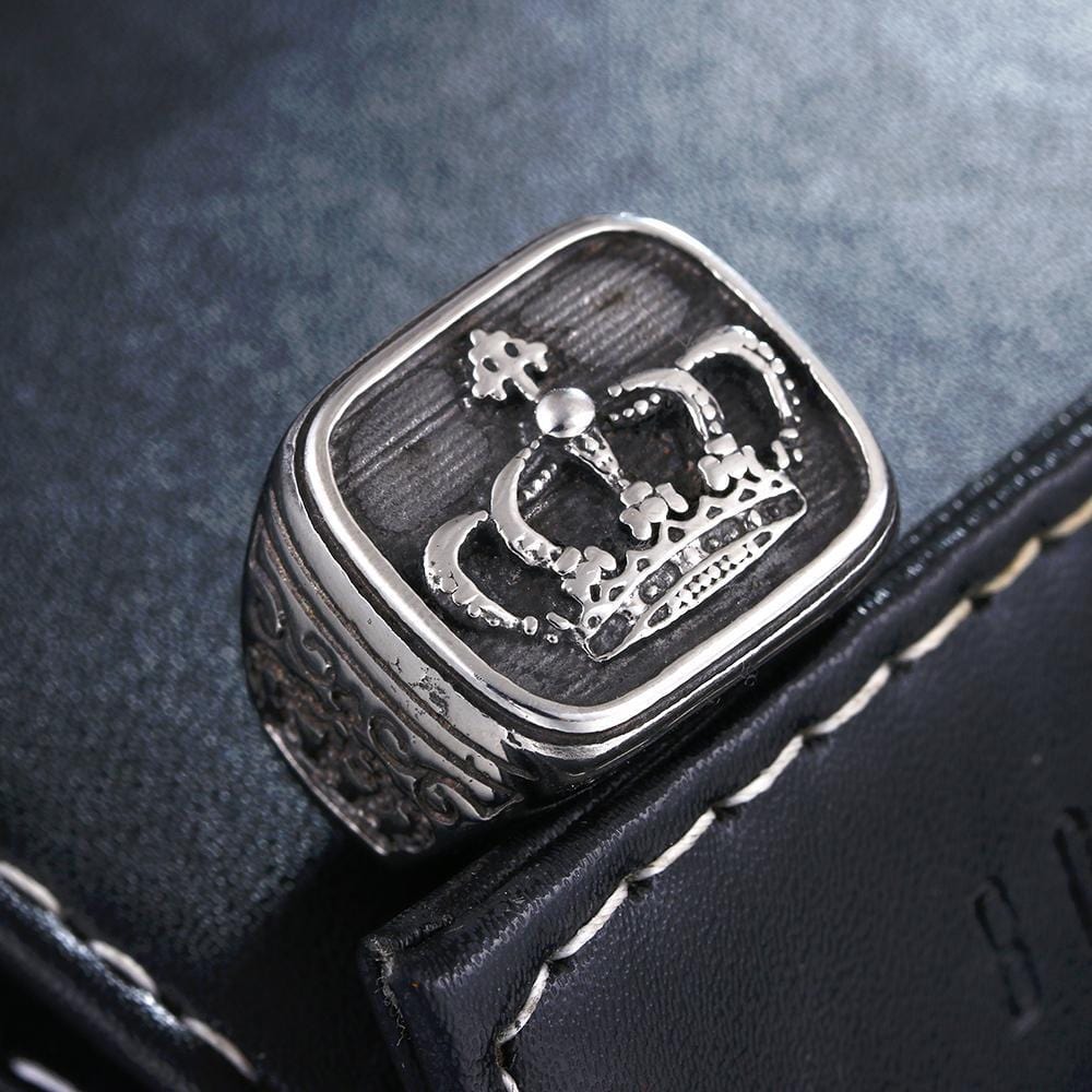 CROWN STAINLESS STEEL RING