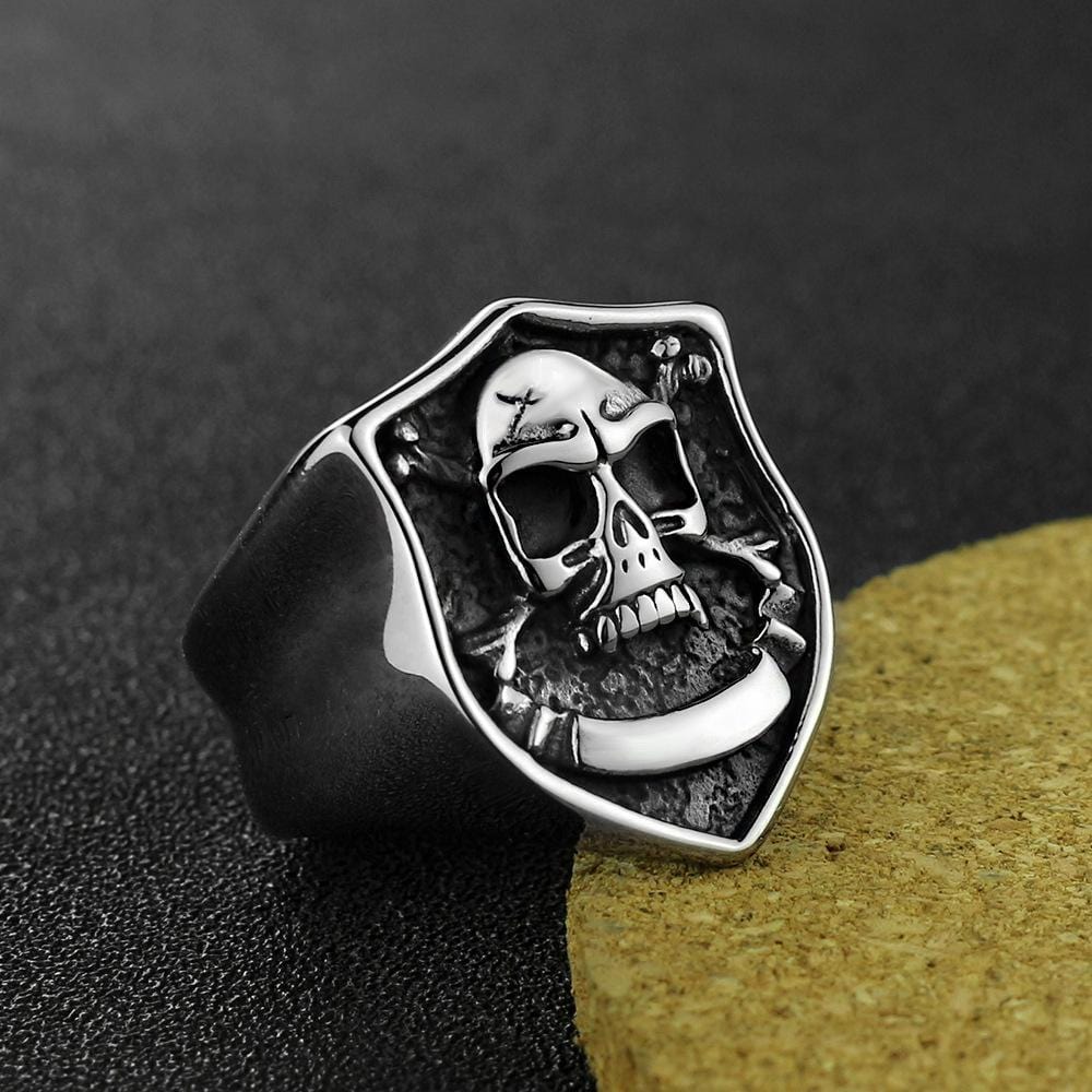 ANILLO DE ACERO INOXIDABLE CON CALAVERA RETRO