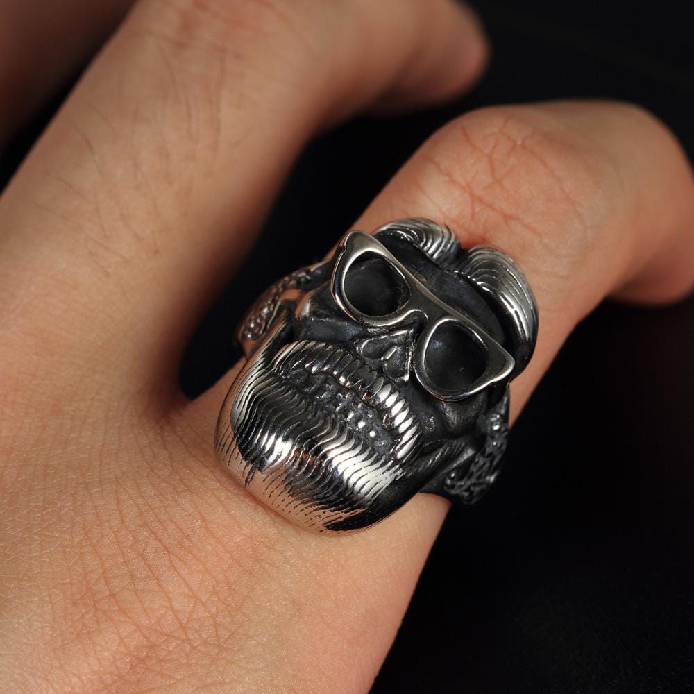 ANILLO VINTAGE DE MOTOCICLISTA CON BARBA