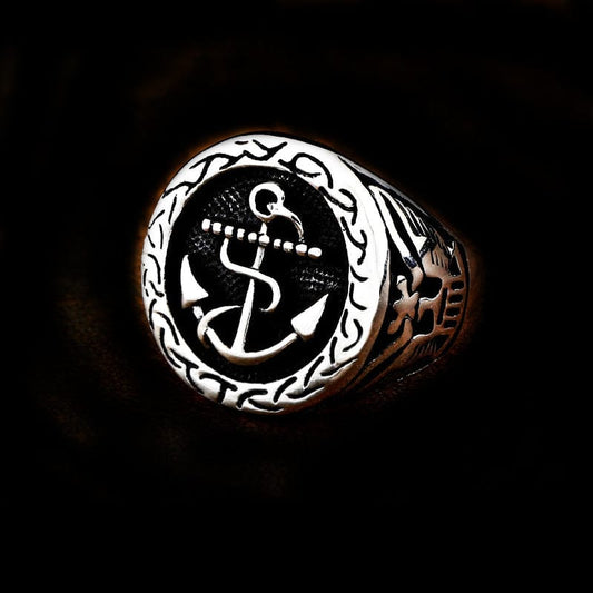 ANILLO DE ACERO INOXIDABLE CON ANCLA DE BARCO VINTAGE