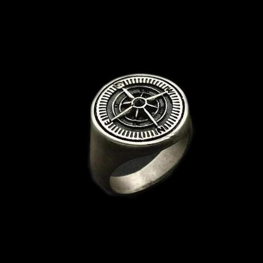 ANILLO DE ACERO INOXIDABLE CON BRÚJULA VINTAGE