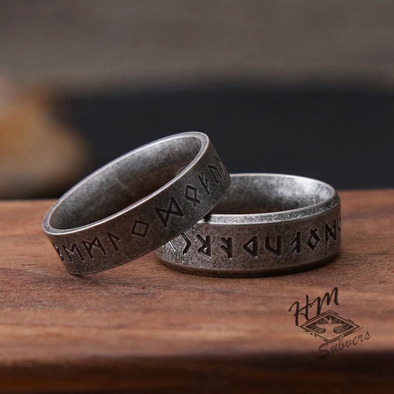 VINTAGE WIKINGER-RUNEN-RING AUS EDELSTAHL