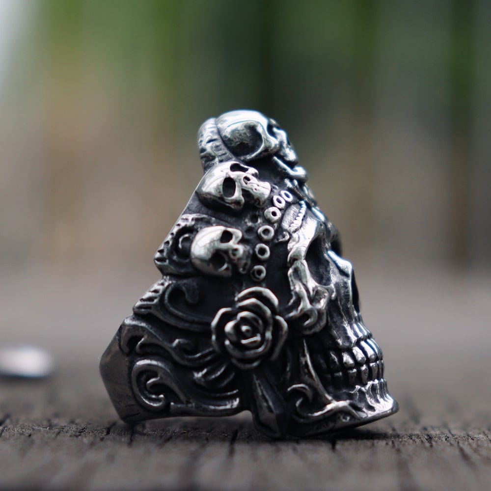 ANILLO VINTAGE DE ACERO INOXIDABLE CON CALAVERA DEL EJÉRCITO FANTASMA DE NORTHLAND