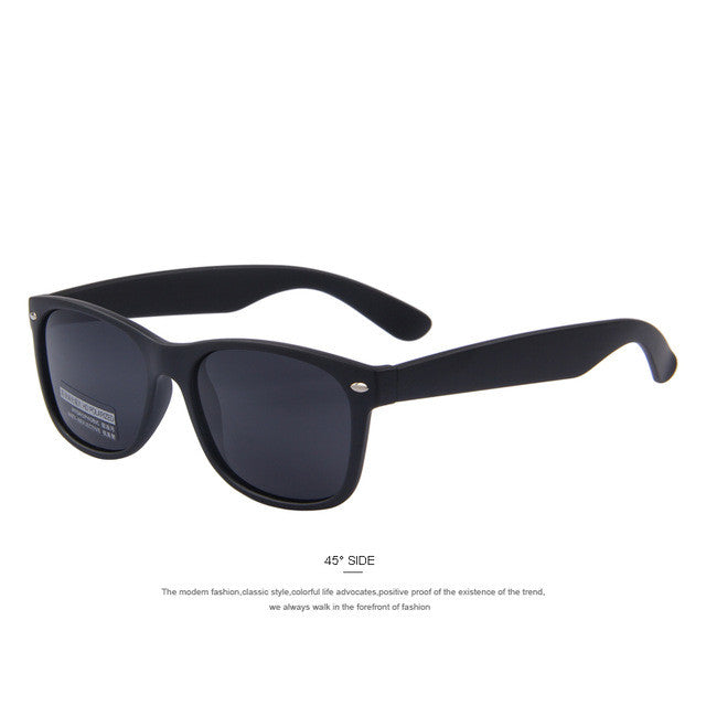 Polarisierte Retro-Sonnenbrille mit Nieten